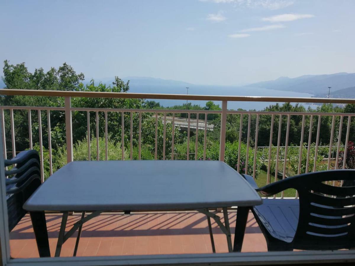 Apartamento Apartman Buky Matulji Exterior foto